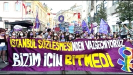 Kadınlar İstanbul Sözleşmesi’nden vazgeçmiyor