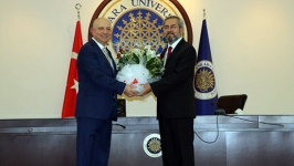 Ankara Üniversitesi (A.Ü.)’nin yeni rektörü Prof. Dr. Necdet Ünüvar oldu.