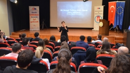 Prof. Dr. Özdemir: Sosyal politika emekle sermaye arasında bir sarkaçtır