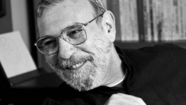 Şair Sina Akyol son yolculuğuna uğurlandı