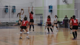İLEF Kadın Voleybol Takımı mağlup oldu